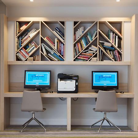 Отель Hampton By Hilton Exeter Airport Woodbury Экстерьер фото