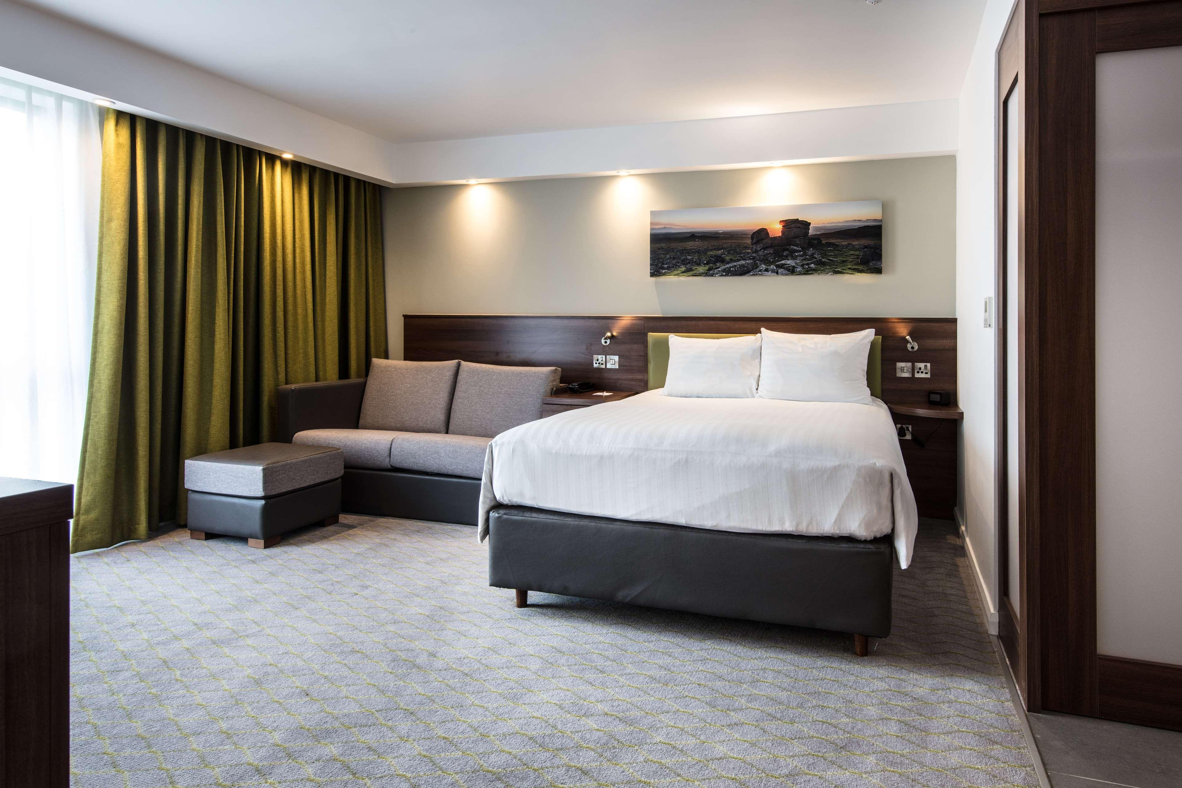 Отель Hampton By Hilton Exeter Airport Woodbury Экстерьер фото