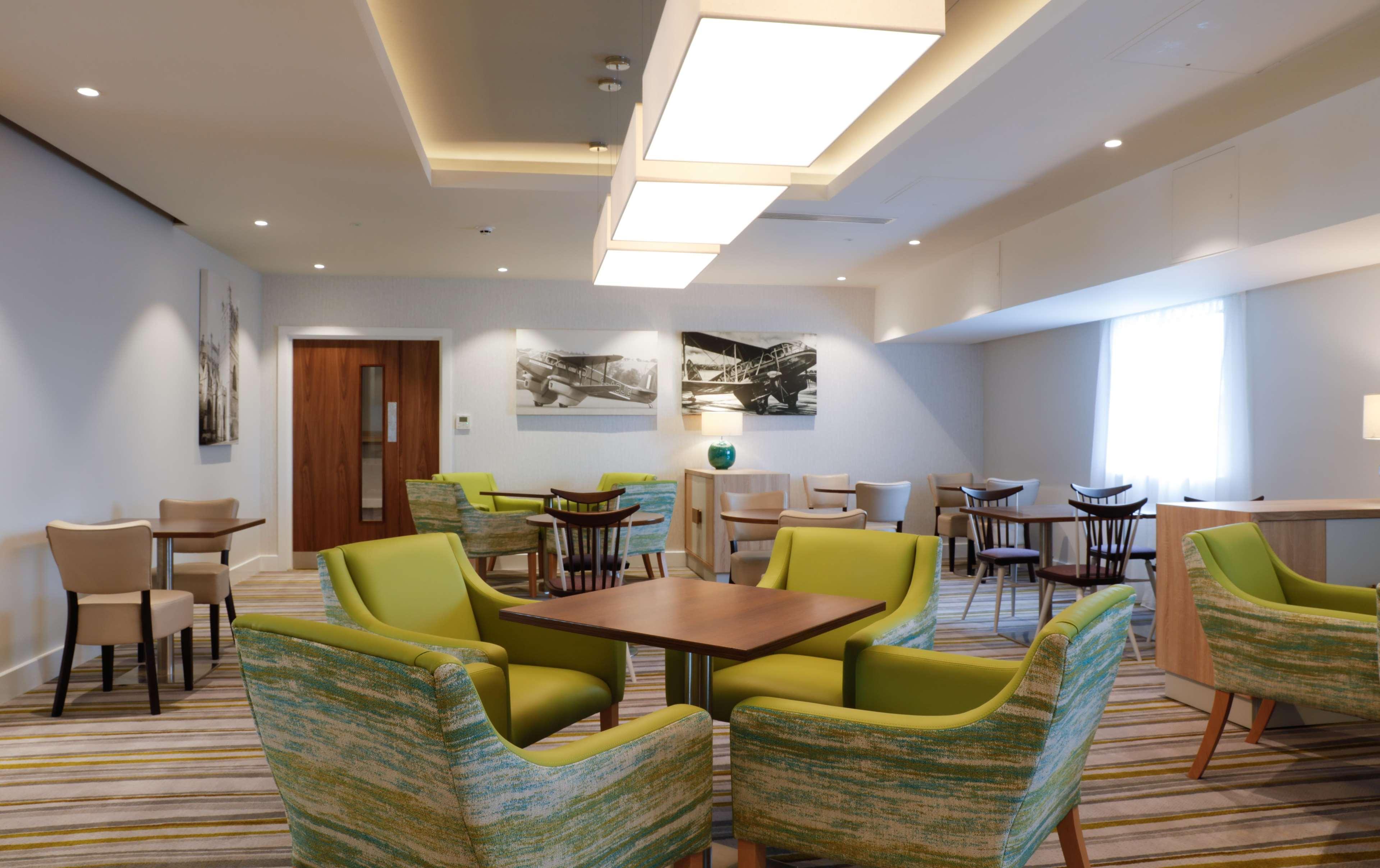 Отель Hampton By Hilton Exeter Airport Woodbury Экстерьер фото