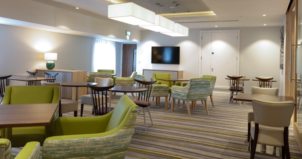 Отель Hampton By Hilton Exeter Airport Woodbury Экстерьер фото