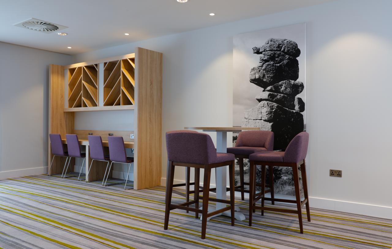 Отель Hampton By Hilton Exeter Airport Woodbury Экстерьер фото